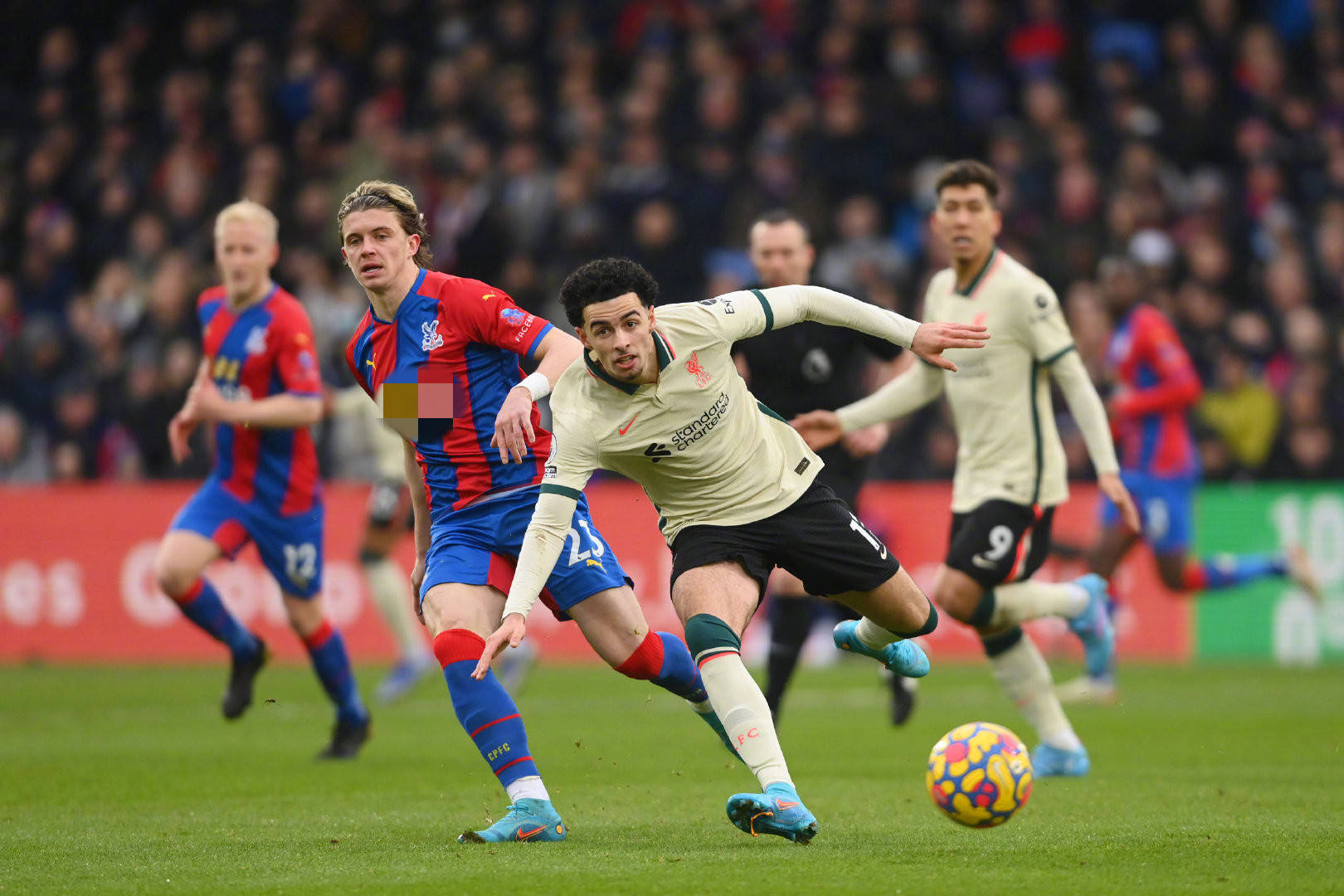 道路产生深 道路产生深