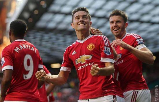 仅在比分上 仅在比分上